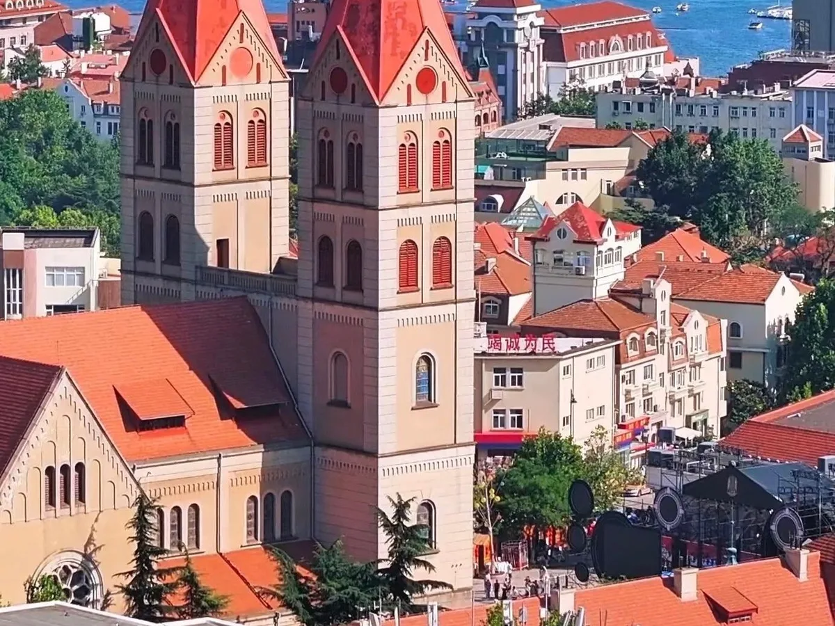 Qingdao Food Adventure: Street Eats & Guided Walks