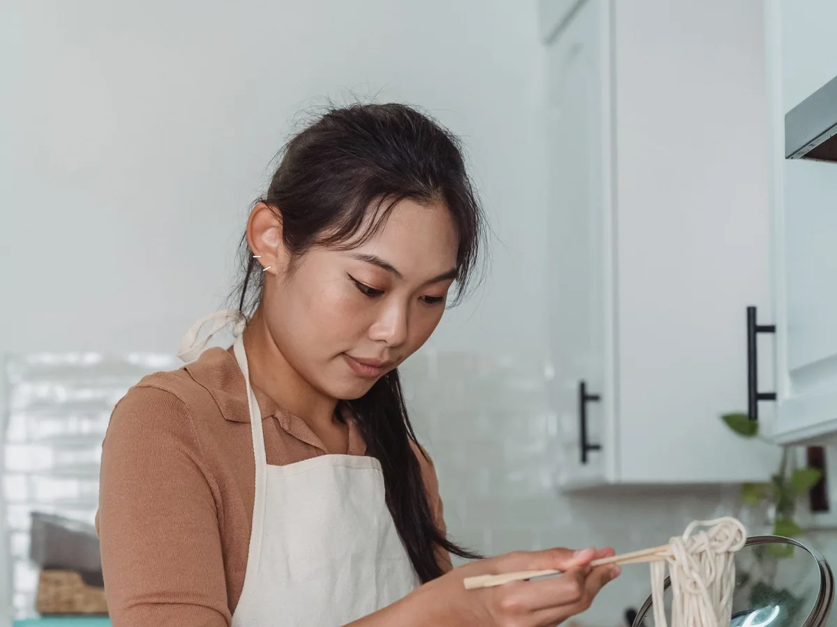 Xiamen Shacha Noodles and Local Snack Making Class with English Guide