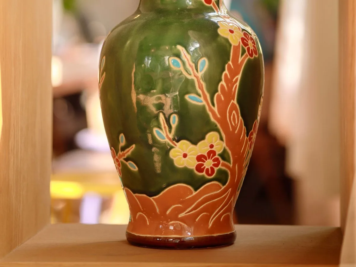 Luoyang Tang Sancai Painting Workshop with English Guide